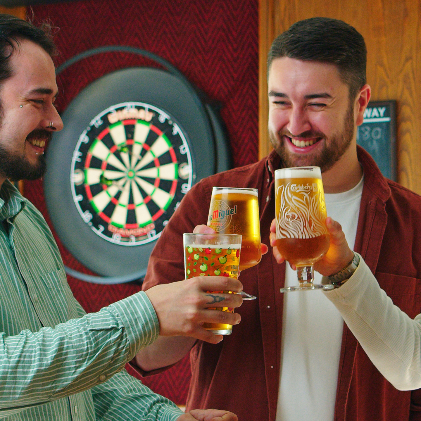 Raise a glass This Father's Day at The Queens Hotel in Hull!